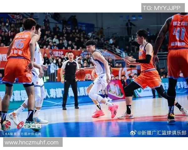 第10轮精彩对决江苏队迎战新疆队决战篮球场上的荣耀与激情 第10轮精彩对决江苏队迎战新疆队决战篮球场上的荣耀与激情